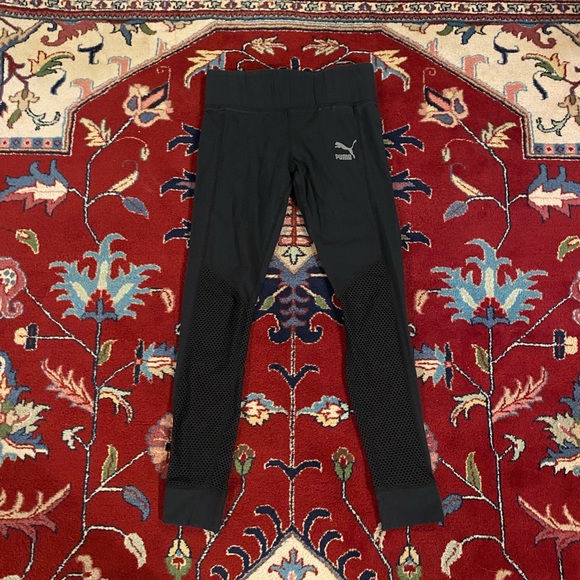 Puma Mesh Panel Legging - Picture 3 of 8